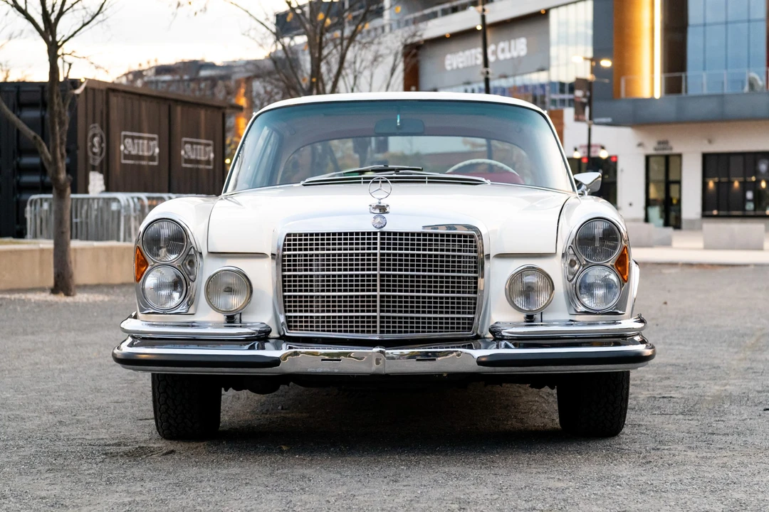 1971 Mercedes-Benz W111 280SE 3.5 Coupe - Image 4 of 31