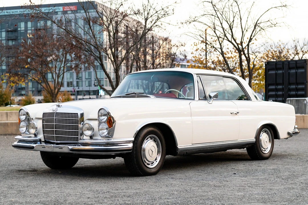 1971 Mercedes-Benz W111 280SE 3.5 Coupe - Image 2 of 31