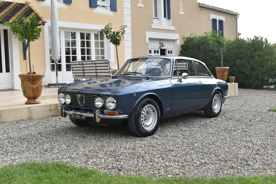 1972 Alfa Romeo 2000 GT Veloce - Image 3 of 31