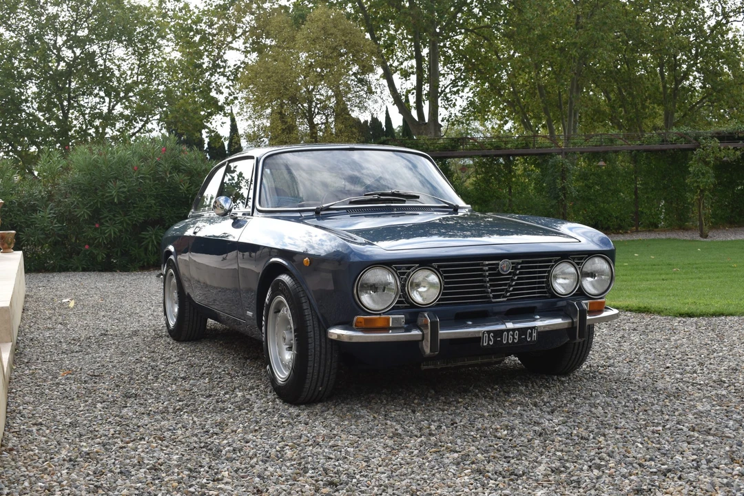 1972 Alfa Romeo 2000 GT Veloce - Image 28 of 31