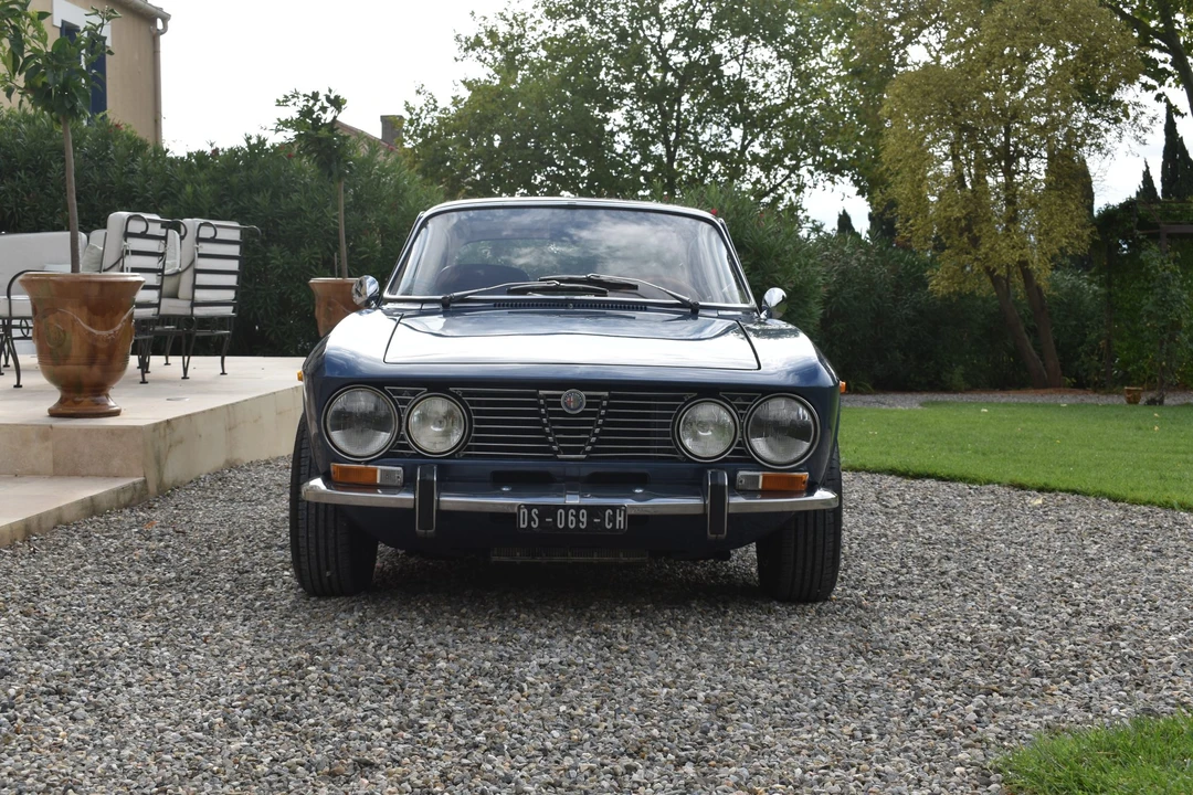 1972 Alfa Romeo 2000 GT Veloce - Image 29 of 31