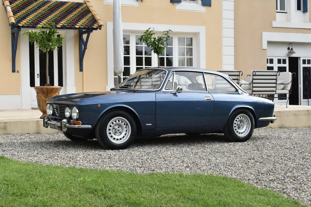 1972 Alfa Romeo 2000 GT Veloce - Image 5 of 31