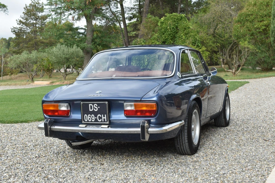 1972 Alfa Romeo 2000 GT Veloce - Image 21 of 31