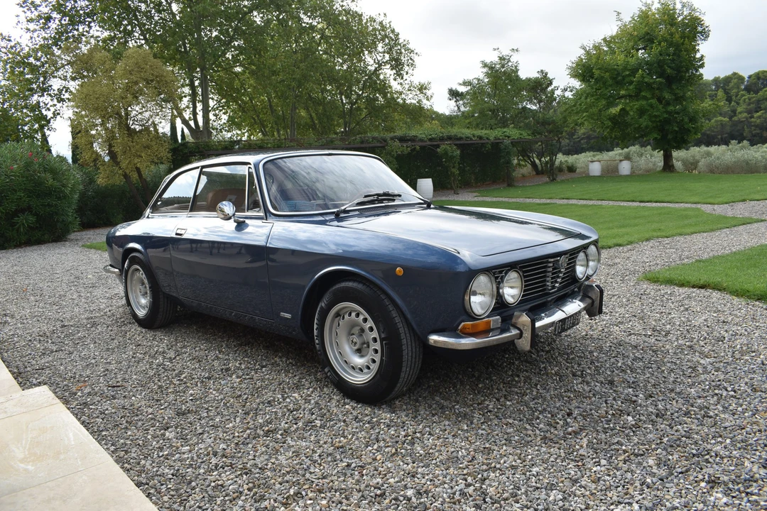 1972 Alfa Romeo 2000 GT Veloce - Image 25 of 31