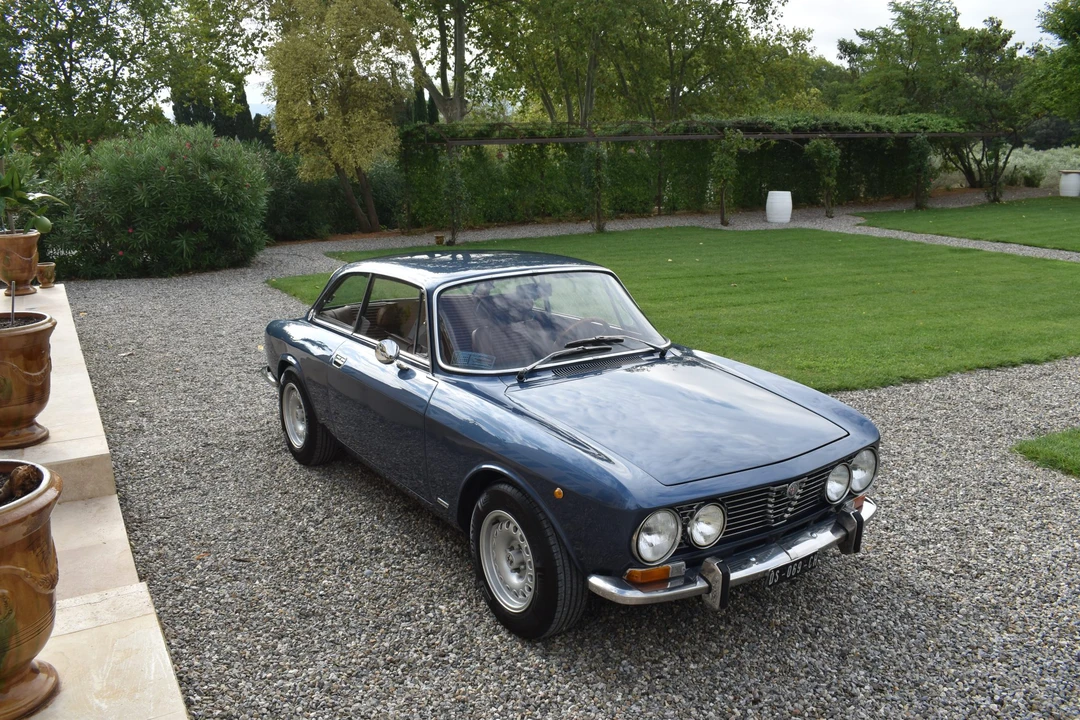 1972 Alfa Romeo 2000 GT Veloce - Image 27 of 31