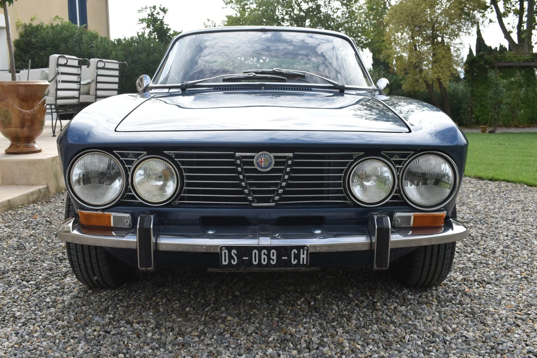 1972 Alfa Romeo 2000 GT Veloce - Image 30 of 31