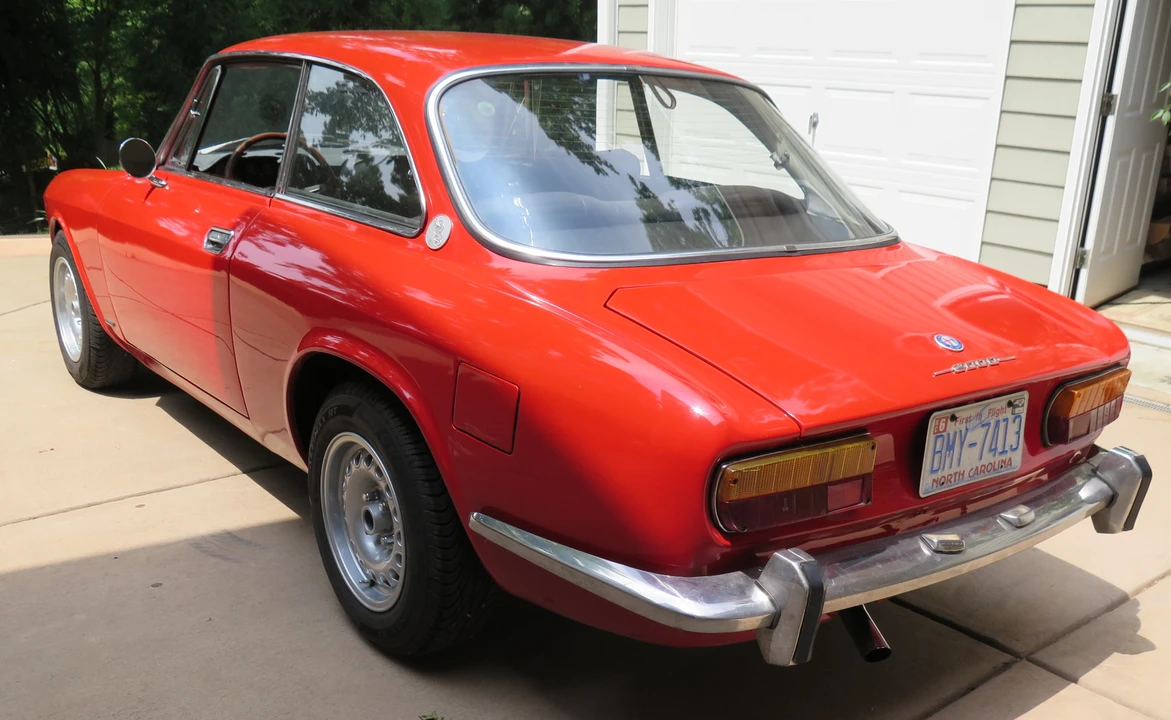 1972 Alfa Romeo 2000 GT Veloce - Image 3 of 31