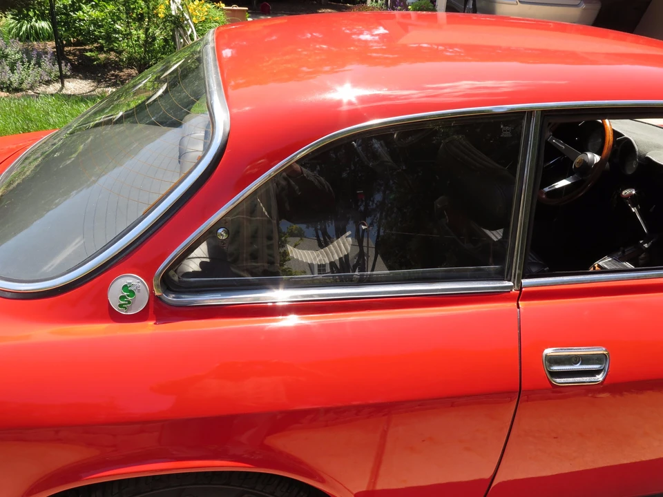 1972 Alfa Romeo 2000 GT Veloce - Image 23 of 31