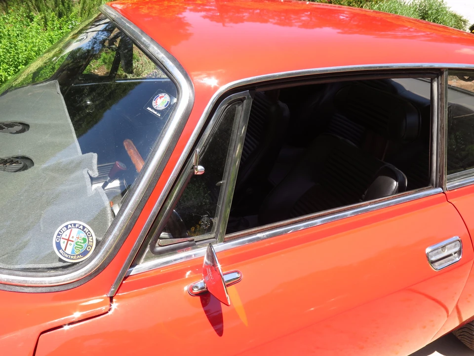 1972 Alfa Romeo 2000 GT Veloce - Image 21 of 31