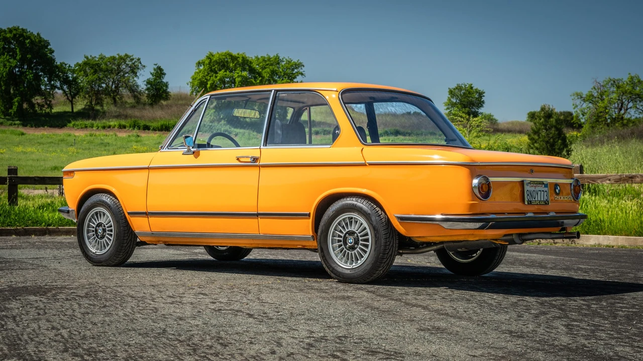 1972 BMW 2002tii - Image 11 of 31