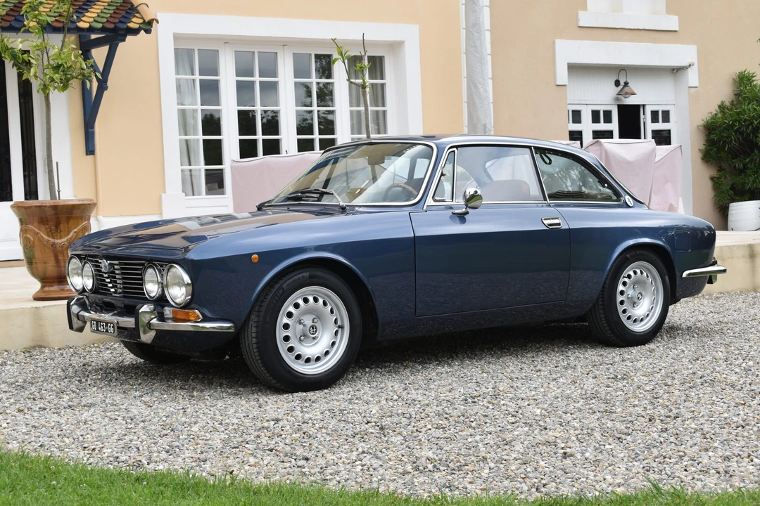 1973 Alfa Romeo 2000 GT Veloce - Image 2 of 31