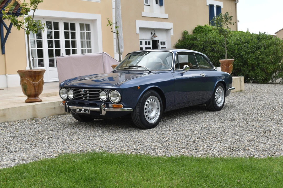 1973 Alfa Romeo 2000 GT Veloce - Image 4 of 31