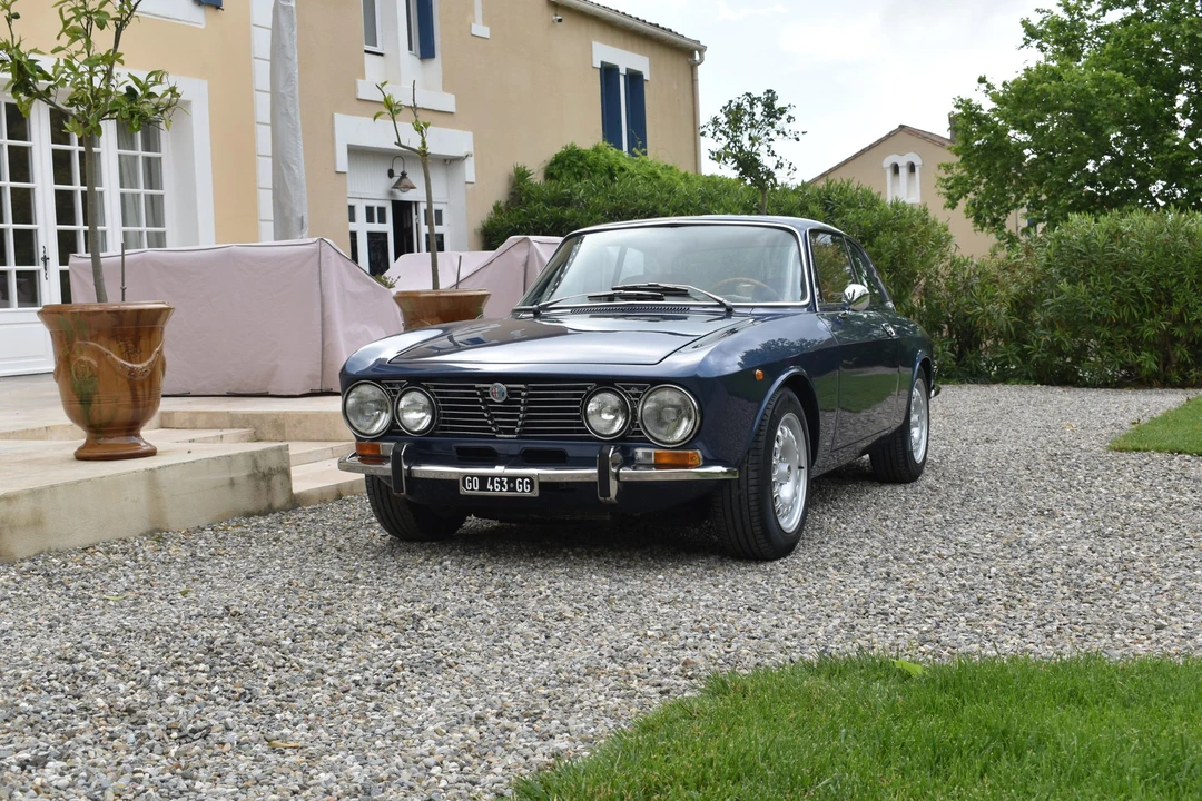 1973 Alfa Romeo 2000 GT Veloce - Image 10 of 31