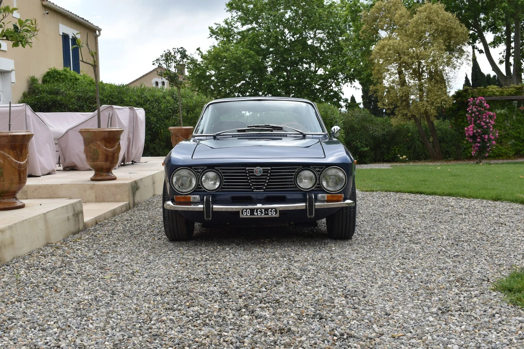 1973 Alfa Romeo 2000 GT Veloce - Image 12 of 31