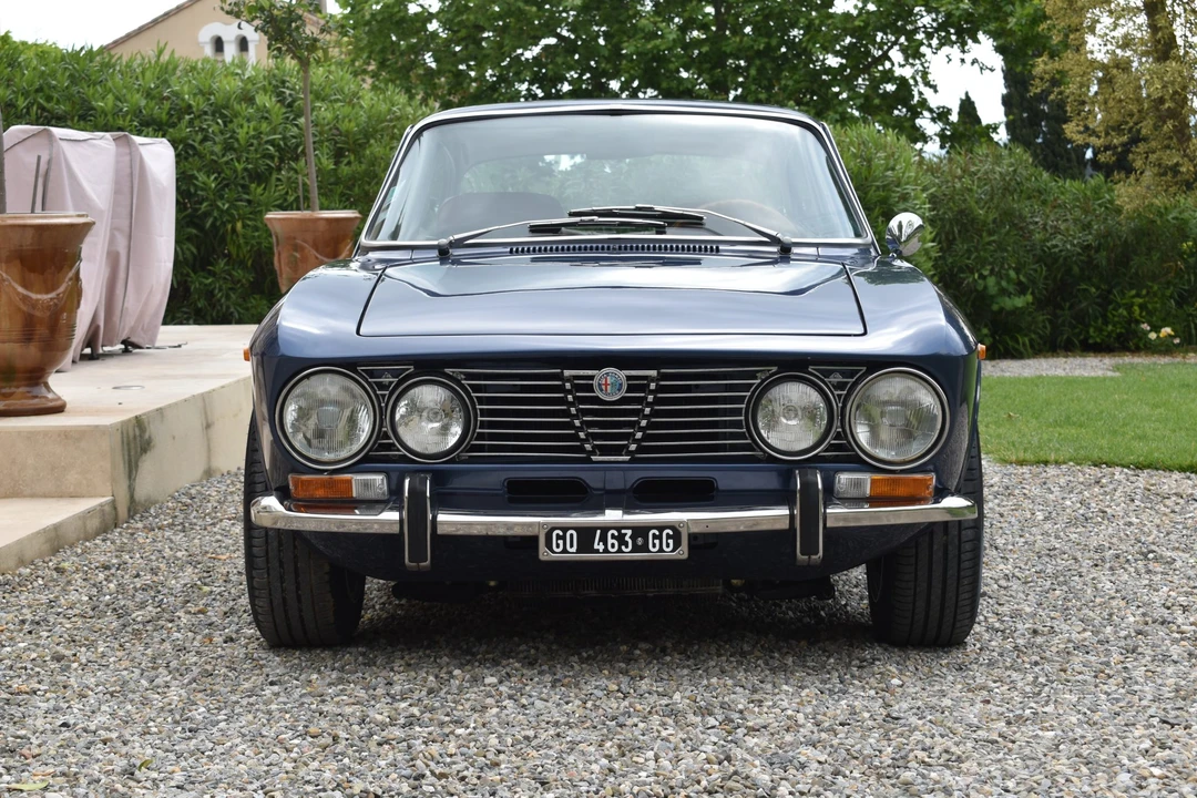 1973 Alfa Romeo 2000 GT Veloce - Image 14 of 31