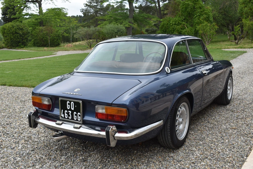 1973 Alfa Romeo 2000 GT Veloce - Image 25 of 31