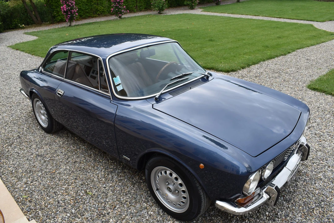 1973 Alfa Romeo 2000 GT Veloce - Image 22 of 31