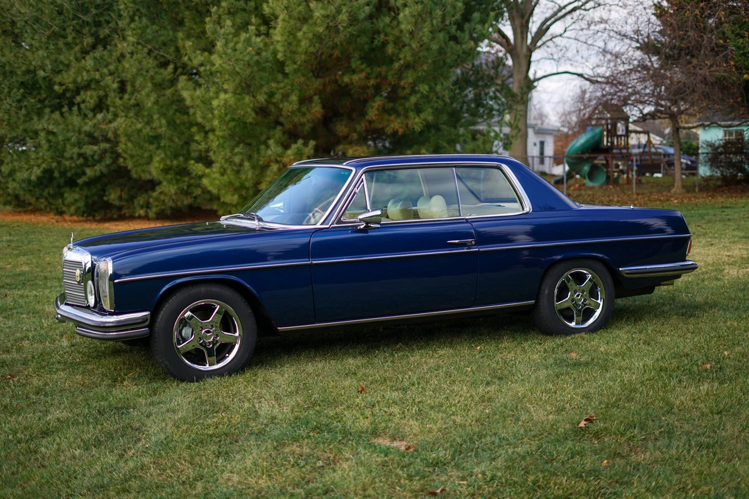 1973 Mercedes-Benz W114 & W115 - Image 2 of 31