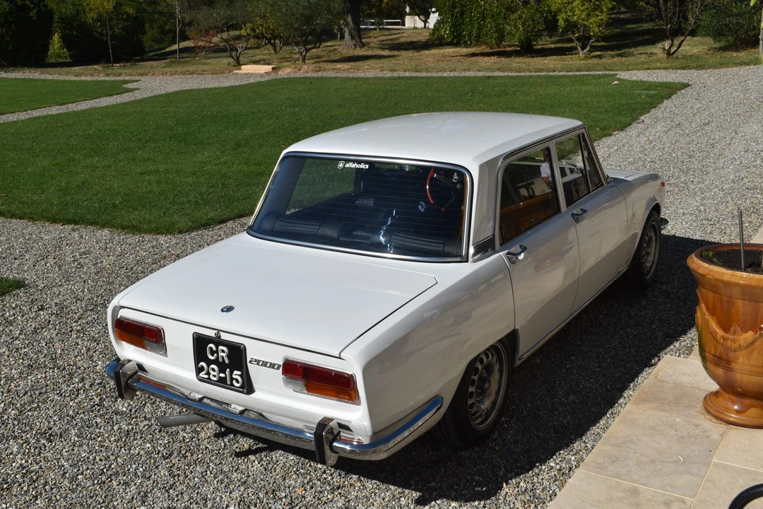 1974 Alfa Romeo - Image 12 of 31