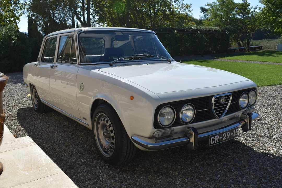 1974 Alfa Romeo - Image 14 of 31