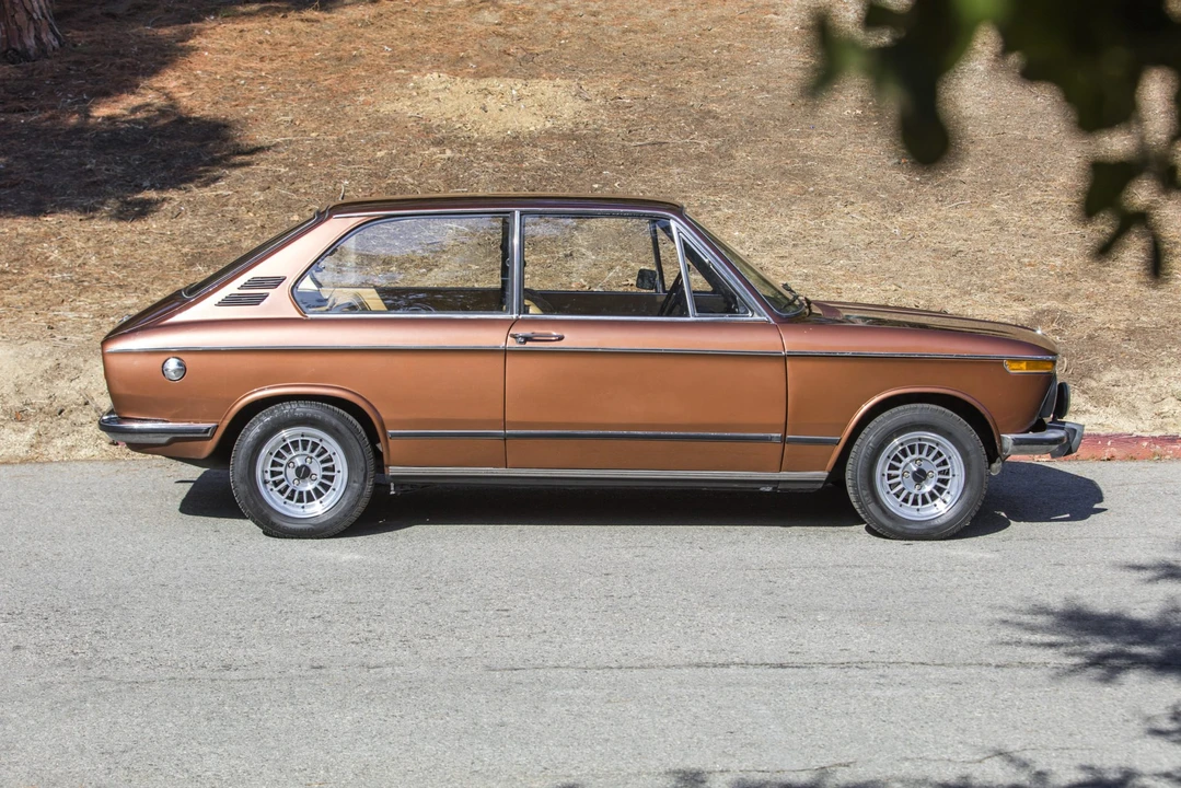 1974 BMW 2002 - Image 17 of 31