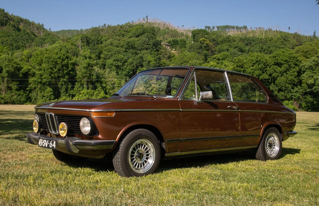 1974 BMW 2002 - Image 2 of 31