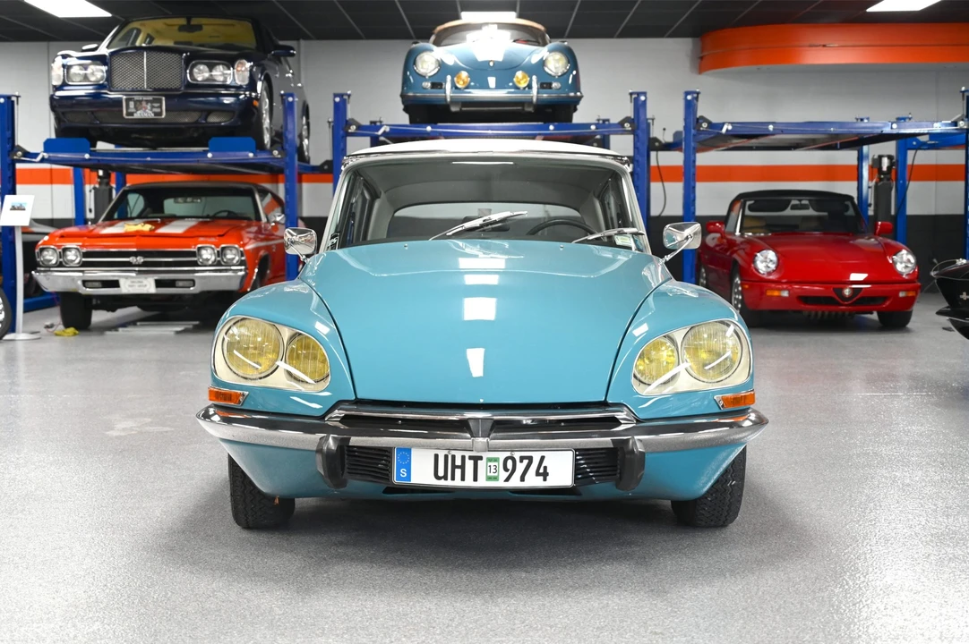 1974 Citroen D Special - Image 13 of 31