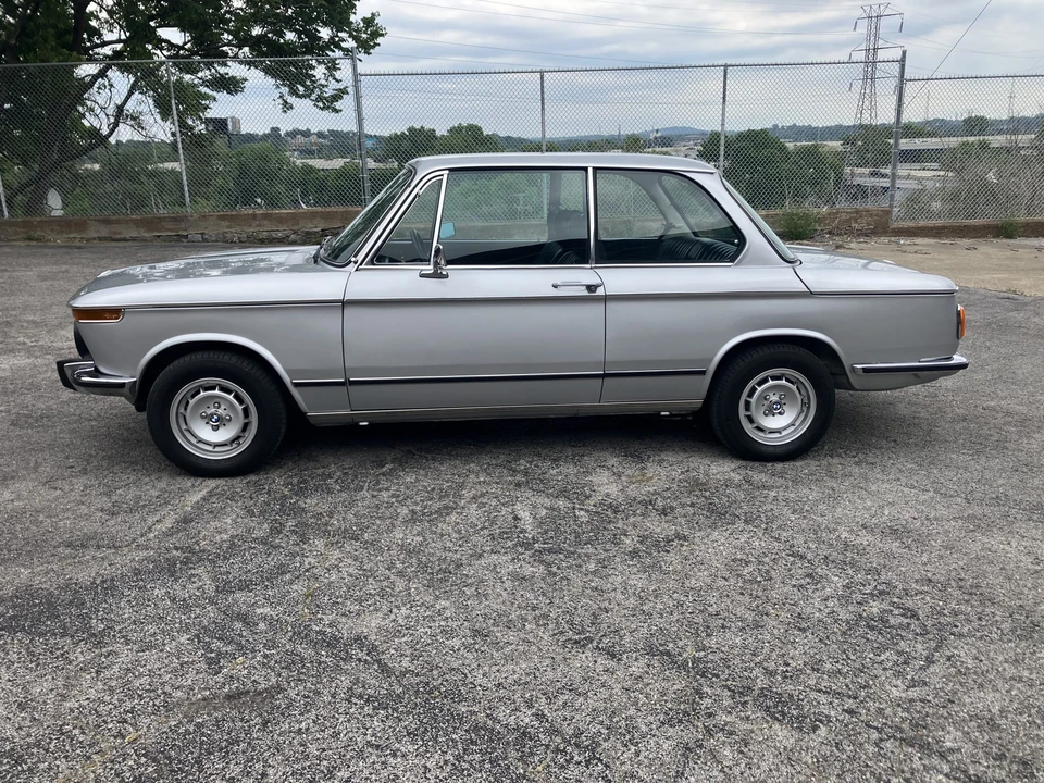1975 BMW 2002 - Image 16 of 31