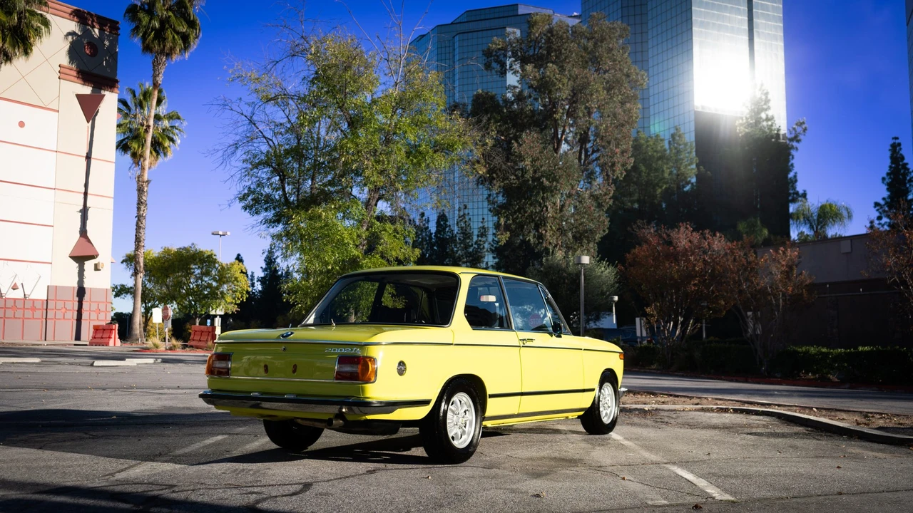 1975 BMW 2002tii - Image 24 of 31