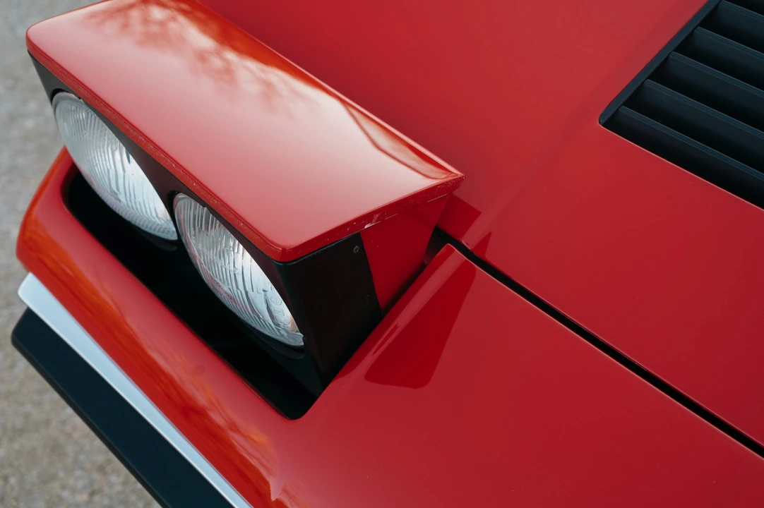 1977 Ferrari 308 GT4 - Image 25 of 31