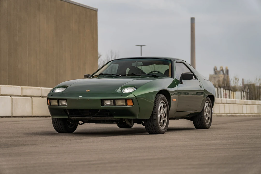 1978 Porsche 928 - Image 2 of 31
