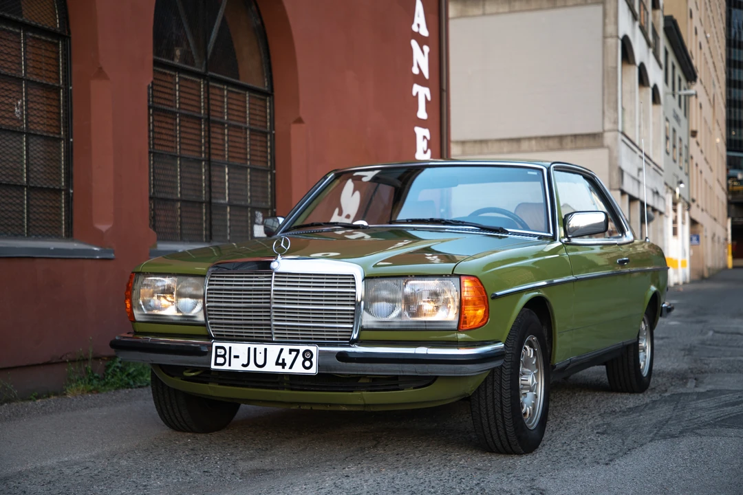 1980 Mercedes-Benz W123 Coupe (C123) - Image 2 of 31