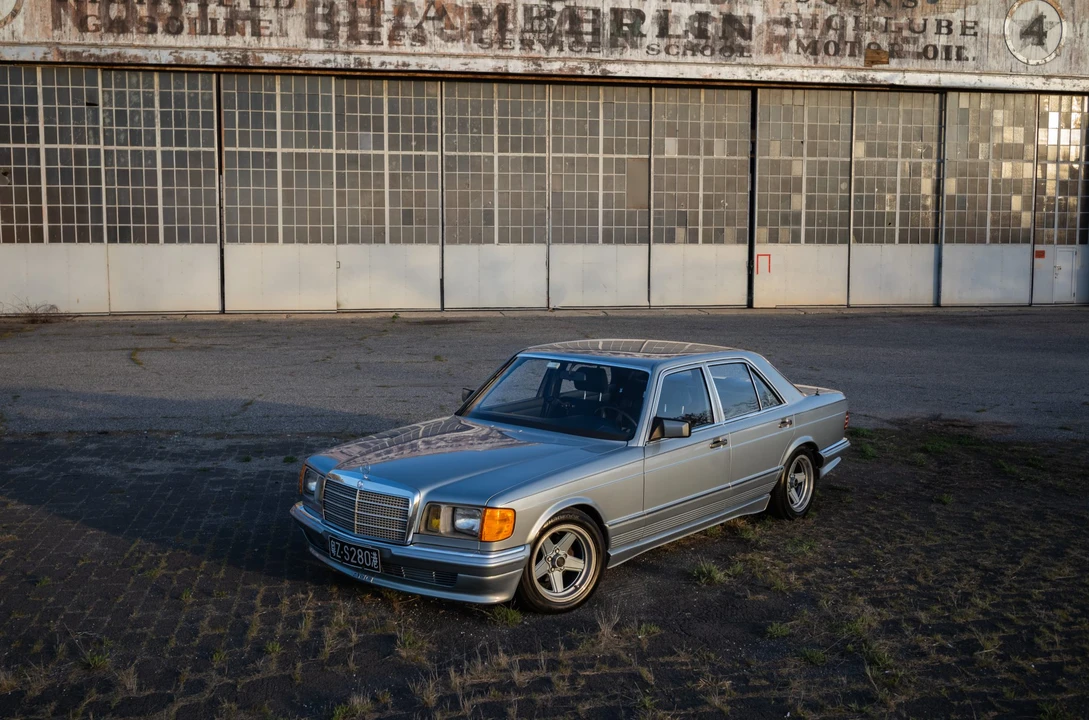 1981 Mercedes-Benz W126 S-Class Sedan - Image 10 of 31