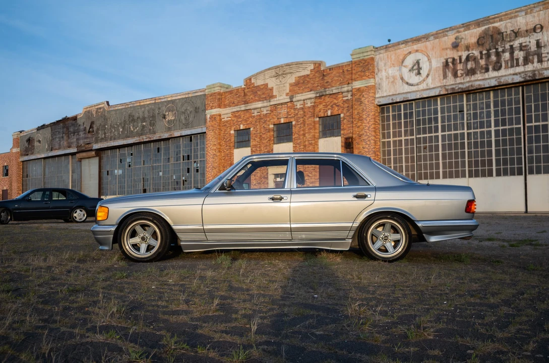 1981 Mercedes-Benz W126 S-Class Sedan - Image 12 of 31