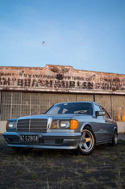 1981 Mercedes-Benz W126 S-Class Sedan - Image 3 of 31