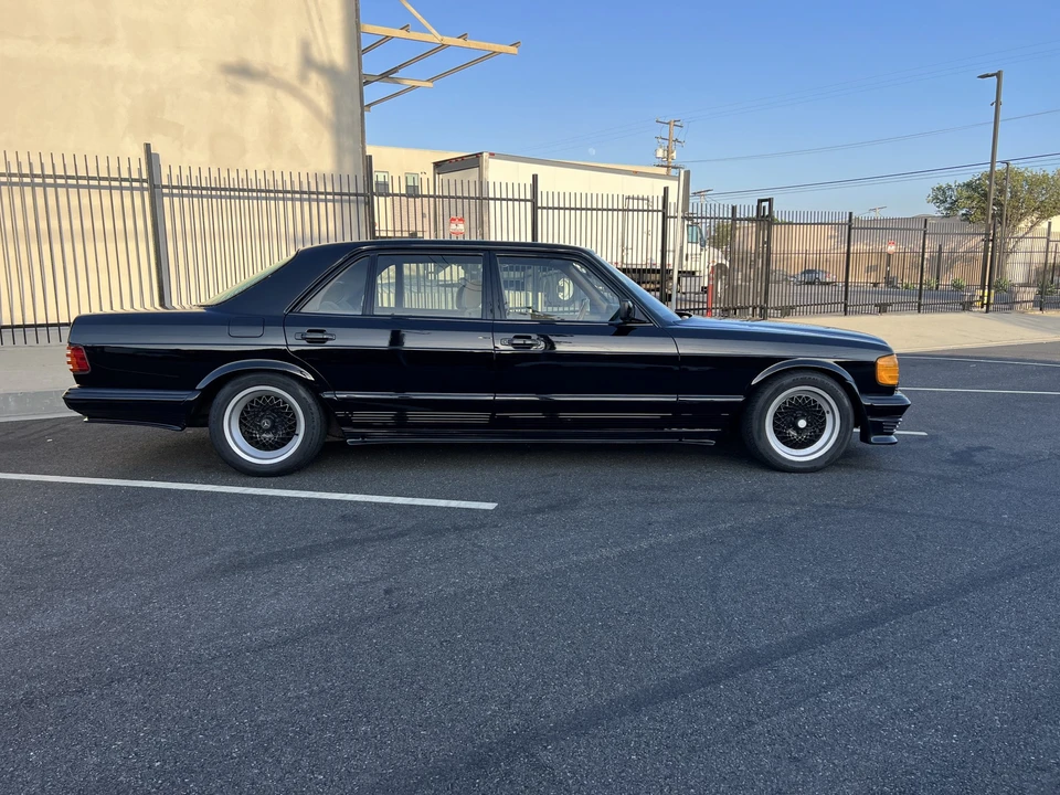 1981 Mercedes-Benz W126 S-Class Sedan - Image 10 of 31