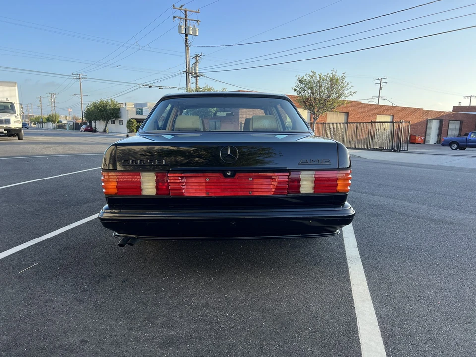 1981 Mercedes-Benz W126 S-Class Sedan - Image 7 of 31