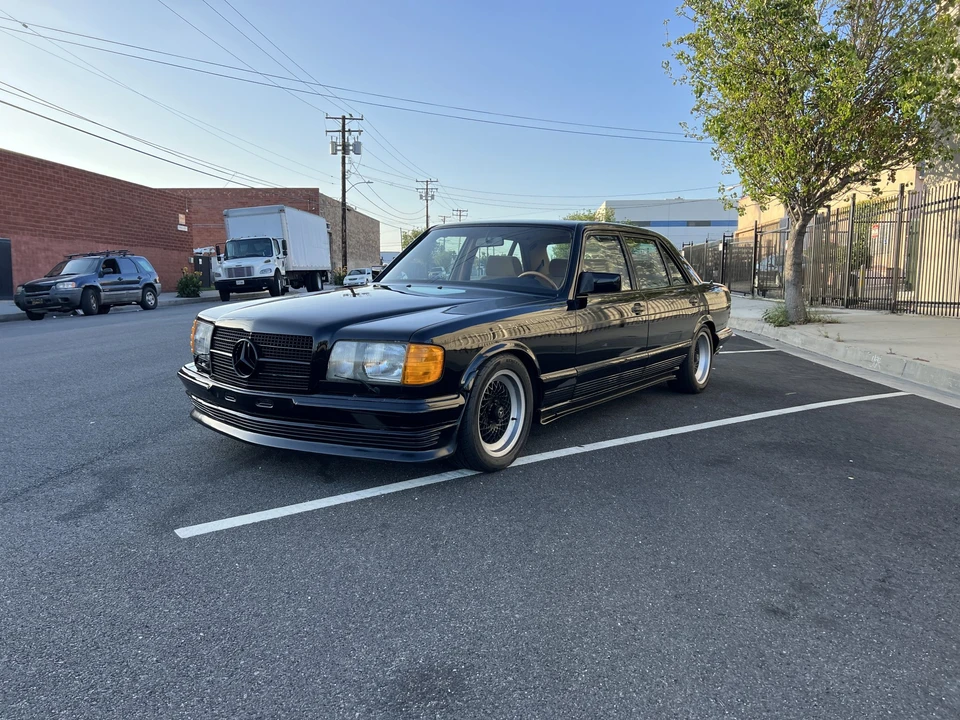 1981 Mercedes-Benz W126 S-Class Sedan - Image 3 of 31