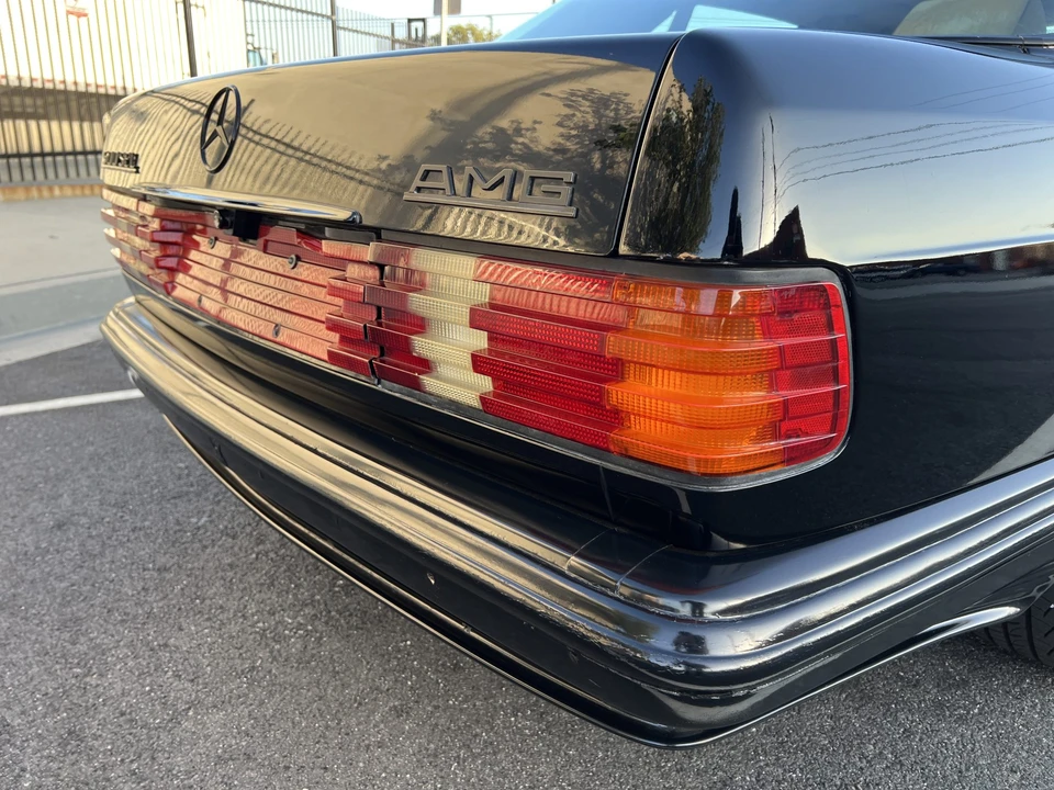 1981 Mercedes-Benz W126 S-Class Sedan - Image 25 of 31