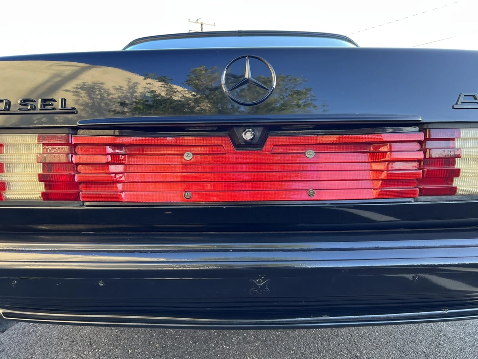 1981 Mercedes-Benz W126 S-Class Sedan - Image 24 of 31