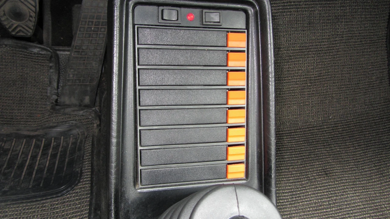 1981 Porsche 911 Carrera SC - Image 28 of 31