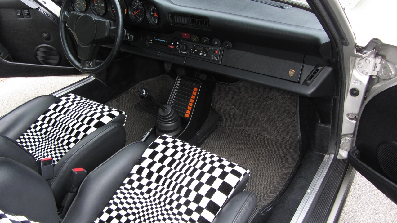 1981 Porsche 911 Carrera SC - Image 26 of 31