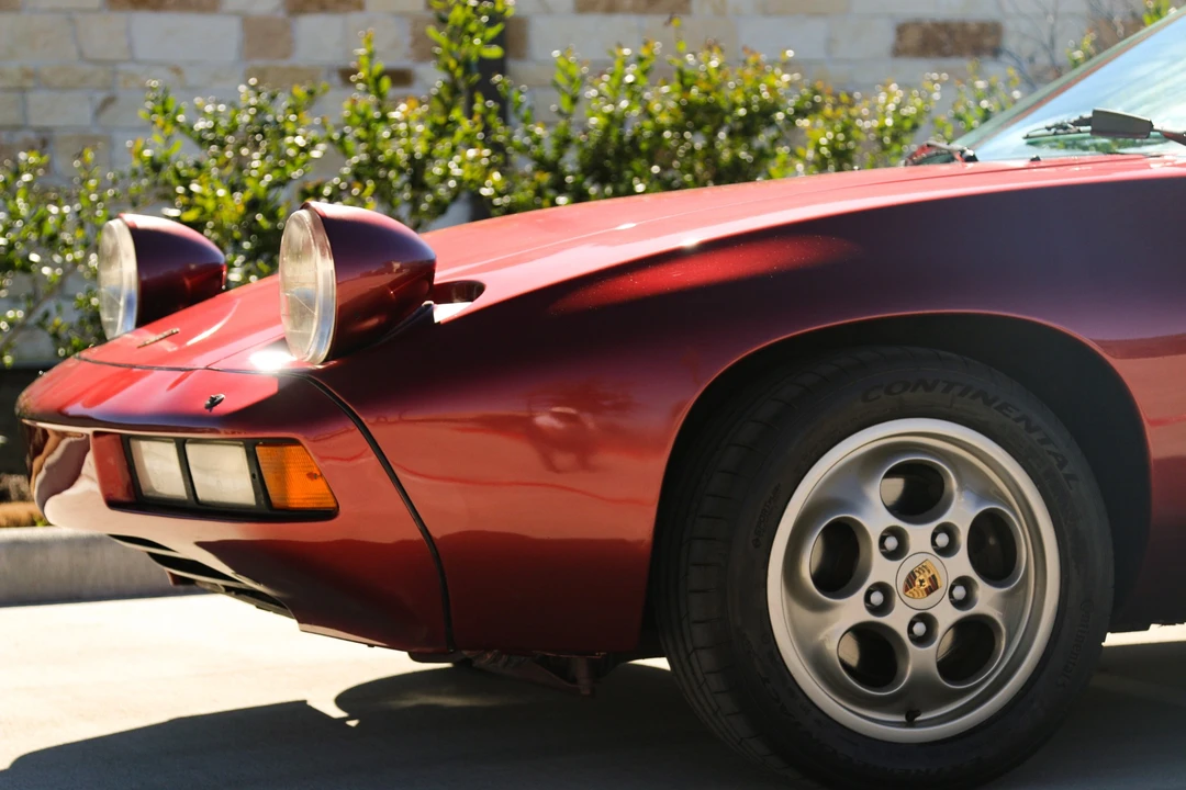 1981 Porsche 928 - Image 13 of 31