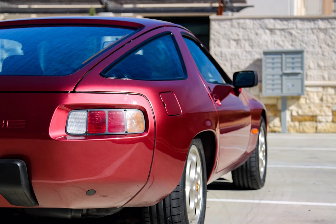 1981 Porsche 928 - Image 10 of 31