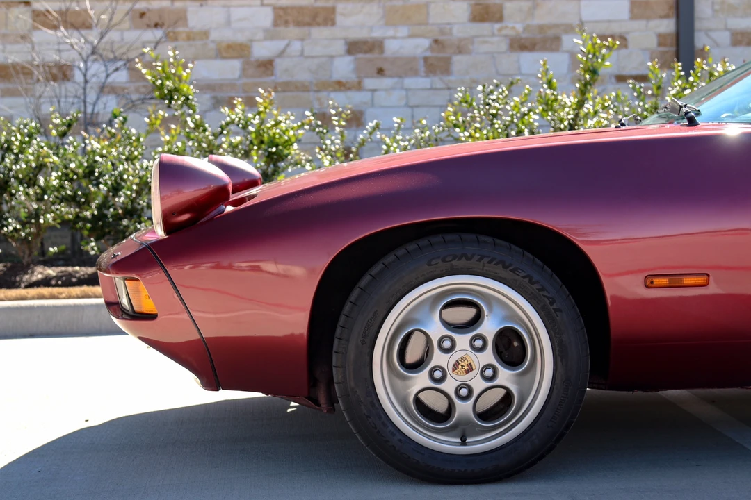 1981 Porsche 928 - Image 12 of 31