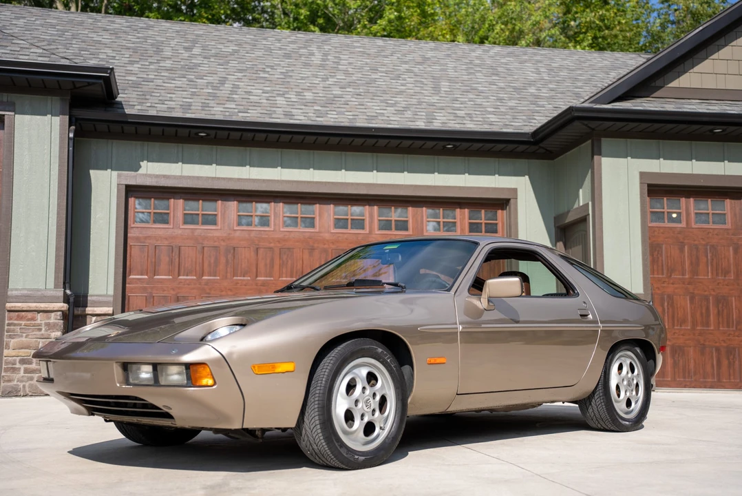 1981 Porsche 928 - Image 2 of 31