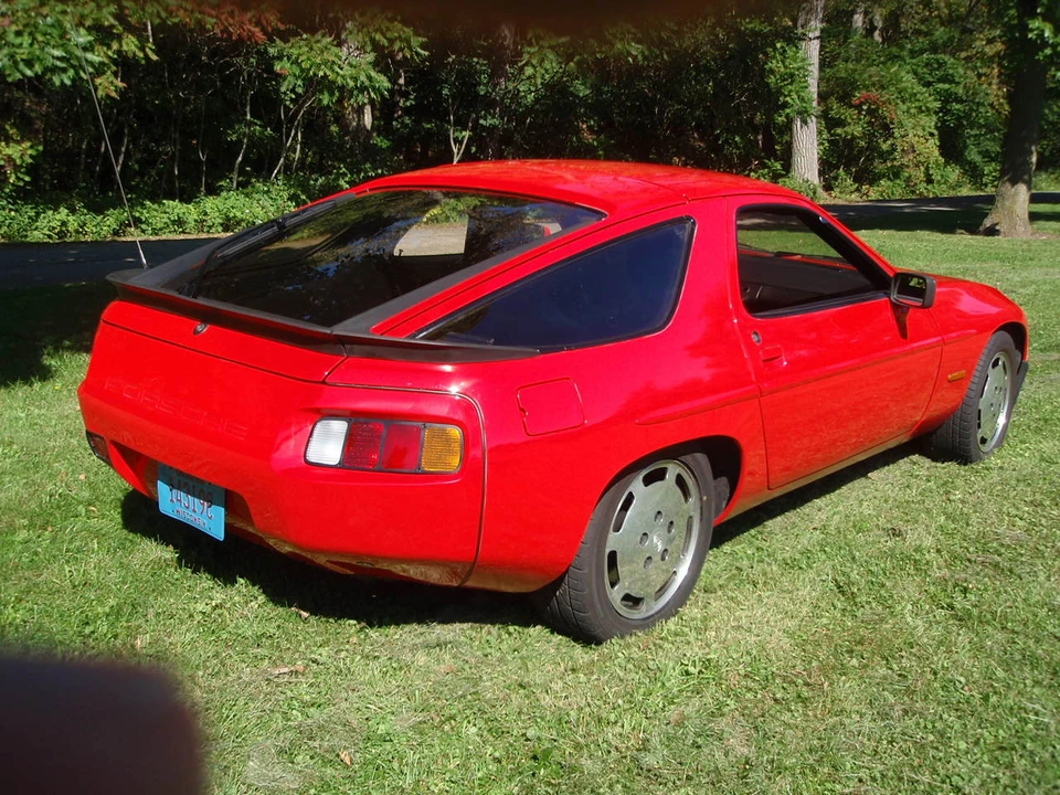 1981 Porsche 928 - Image 2 of 31