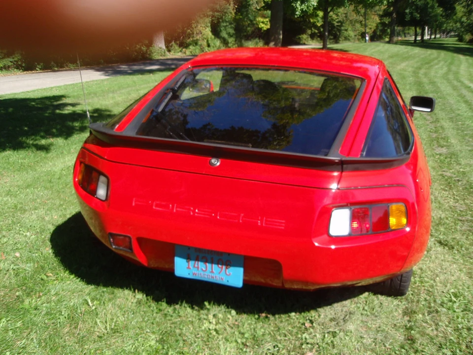 1981 Porsche 928 - Image 3 of 31