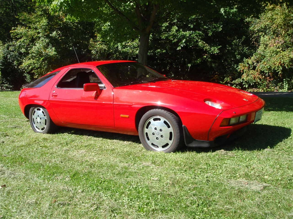 1981 Porsche 928 - Image 5 of 31