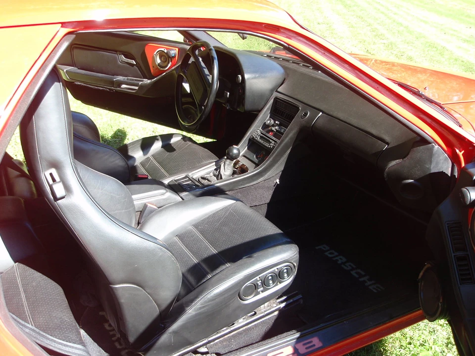 1981 Porsche 928 - Image 15 of 31
